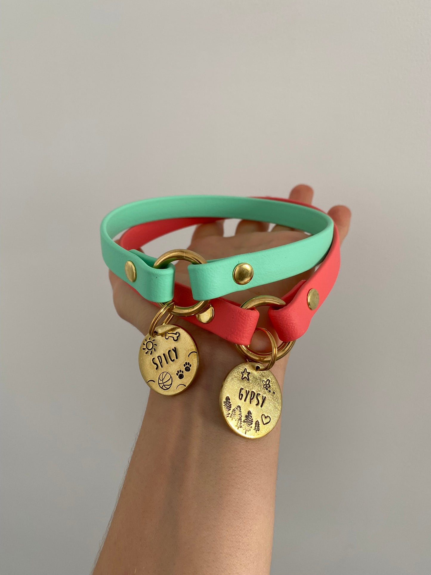Collar ID a un color a elección