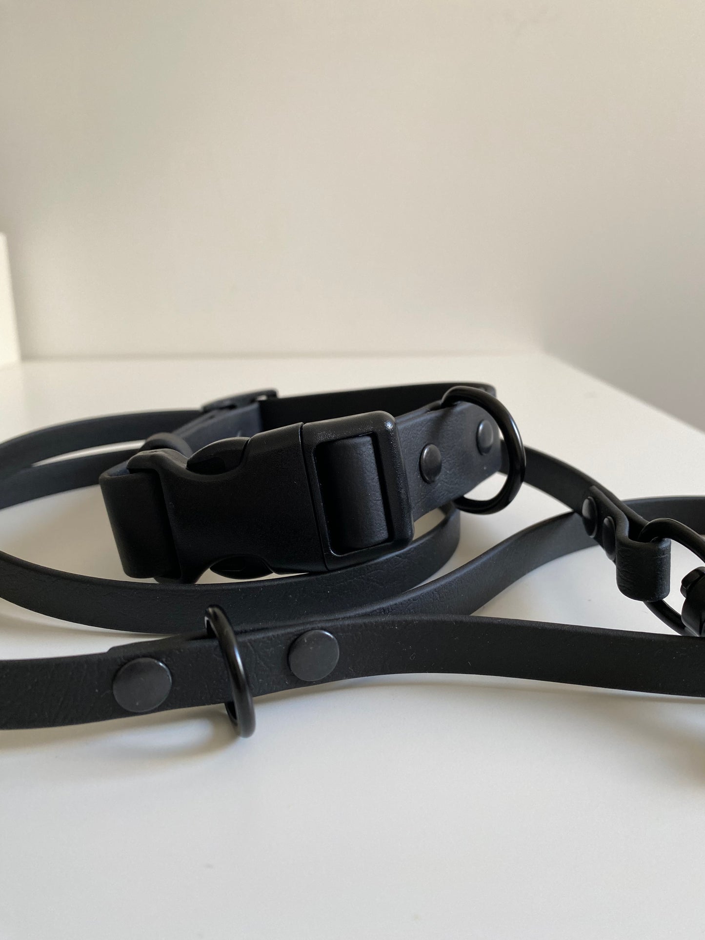adjustable click collar