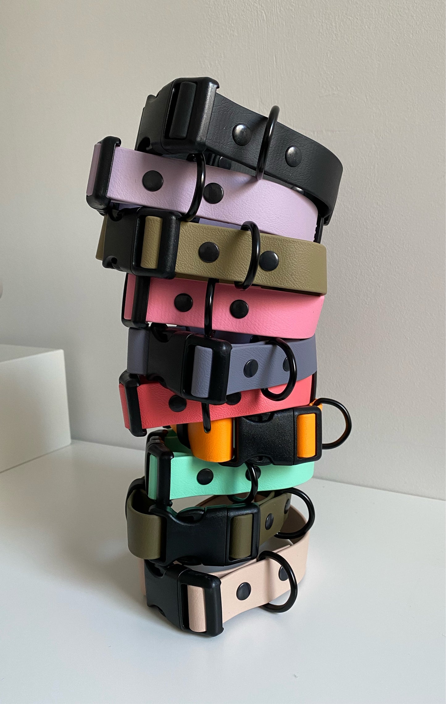 adjustable click collar